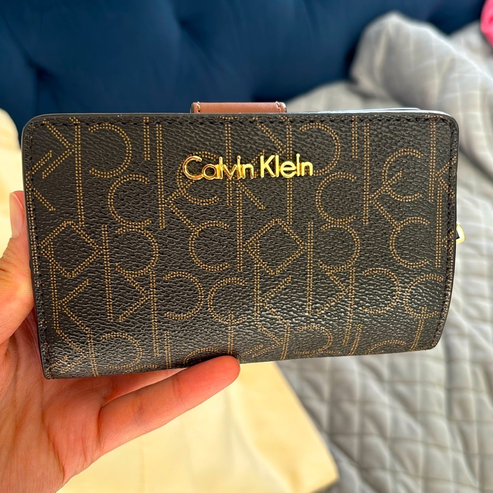 Wallet, Calvin Klein
